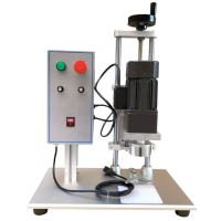 Máy Vặn Nắp Chai Nhựa 1 Motor: Siết Chặt Tức Thì, Tiết Kiệm Thời Gian